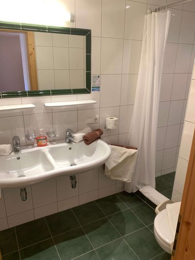 apart-j-badezimmer.jpeg